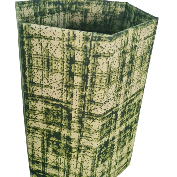 FOLDING TRASH CAN - Picture 2 of 2